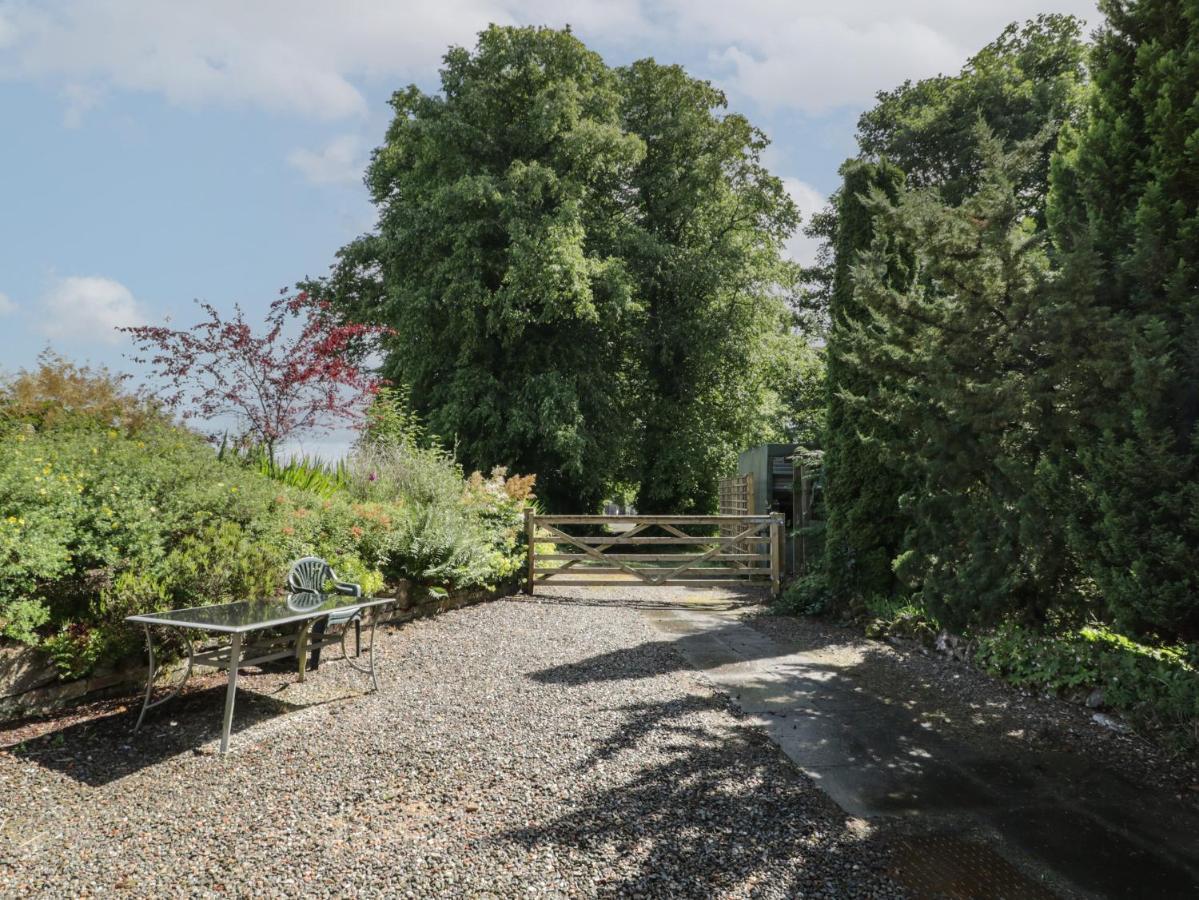 Trefoil Cottage Biggar Exterior foto